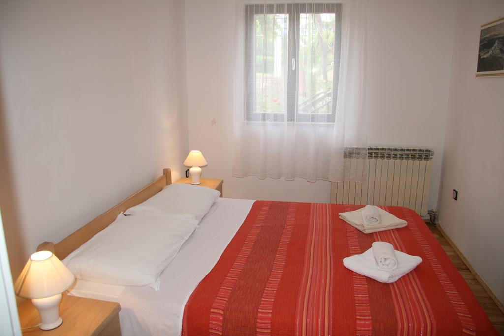 Apartments Karabaic Krk Krk Town Eksteriør bilde