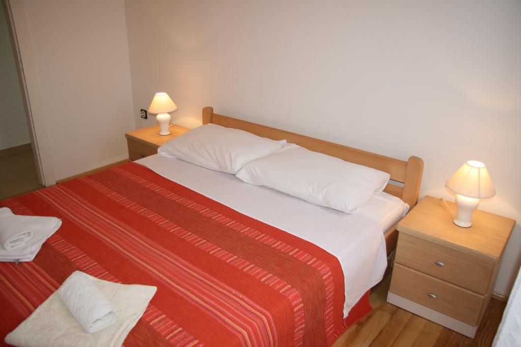 Apartments Karabaic Krk Krk Town Eksteriør bilde